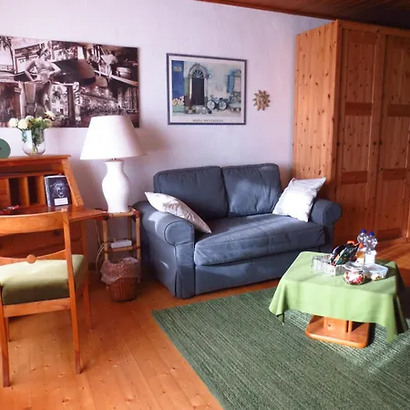 Апартаменты Gaestezimmer Im Freudenthal Extertal